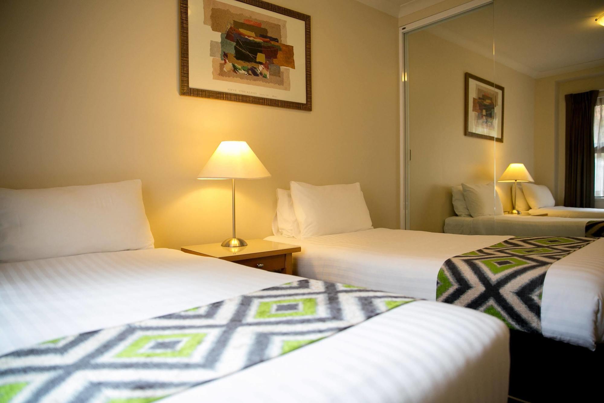 Nesuto Mounts Bay Aparthotel Perth Buitenkant foto