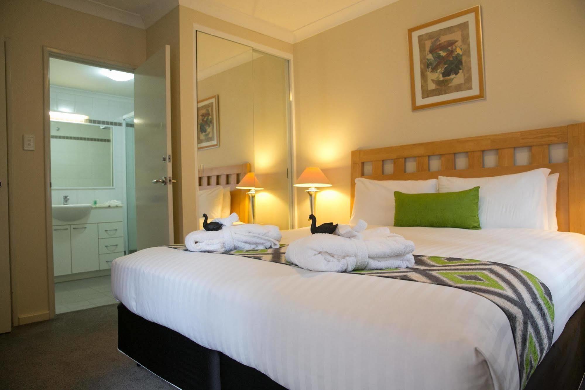 Nesuto Mounts Bay Aparthotel Perth Buitenkant foto